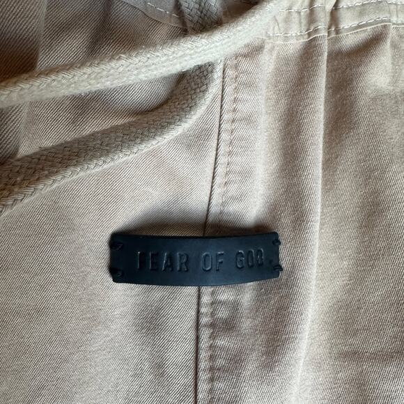 Fear of God Men's XS Drawstring Sweat Shorts Tan Neutral Loungewear Essentials - Picture 8 of 11